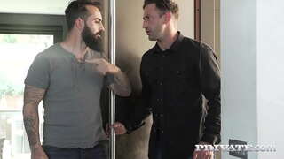 ���ີ້ horny ກົ້ນ chick ຜິວເນື້ອສີຂາວບໍ່ສາມາດໄດ້ຮັບພຽງພໍຕົ້ນສະບັບ! ນາງໄດ້ເຮັດໃຫ້ກົ້ນຂອງນາງເພື່ອເຮັດວຽກໂດຍການກິນສຸກັນຈັ່ແລະຄໍເລິກການປະຕິບັດໃນການຝຶກ threeway. ຢ່າງເຕັມບັດຢູ່ໃນ Private.com!