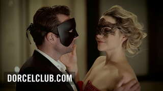 Интенсив свингерский ваҡытында секс вечеринки