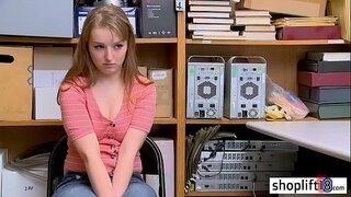 ���र्म युवा लड़की चोर एक भ्रष्ट पुलिस अफसर